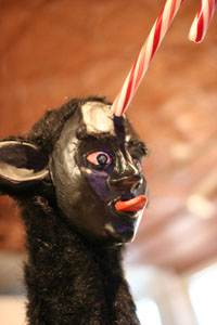 Christopher Smith & Kevin Jennings, sculpture detail