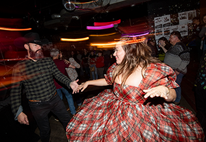 Cutting the rug